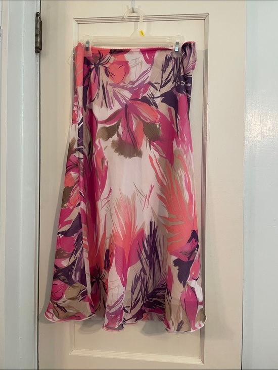 Tribal Dresses & Skirts - Tribal Pink, Purple & Cream Floral A-Line Skirt